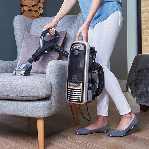 Shark DuoClean Powered LiftAway Pet Vacuum Cleaner with AntiHair Wrap