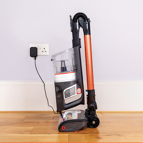 Shark Anti Hair Wrap Cordless Stick Vacuum Cleaner with Flexology